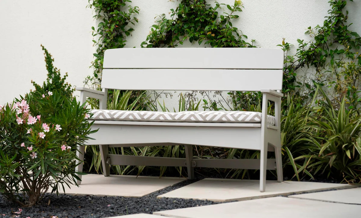 Mainstay Bench