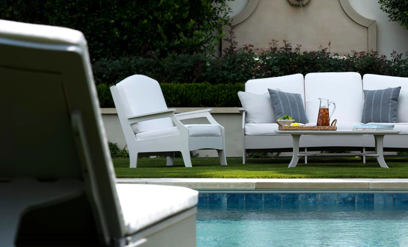 Lattice Back Legacy Club Chair With White Cushions