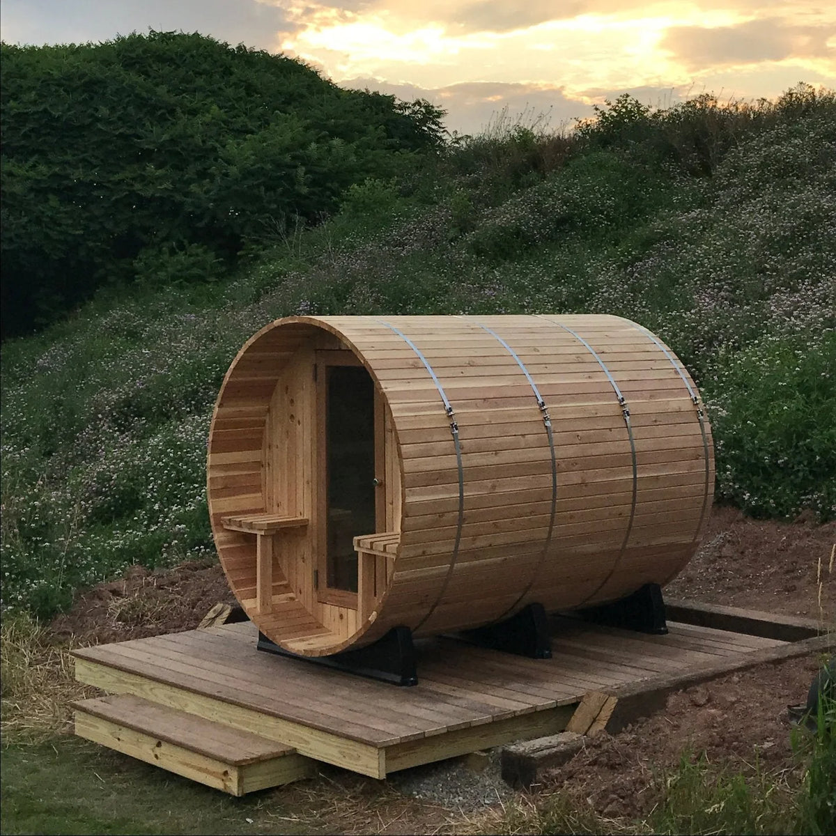 Huntington 4-6 Person Canopy Barrel Sauna in Rustic Cedar