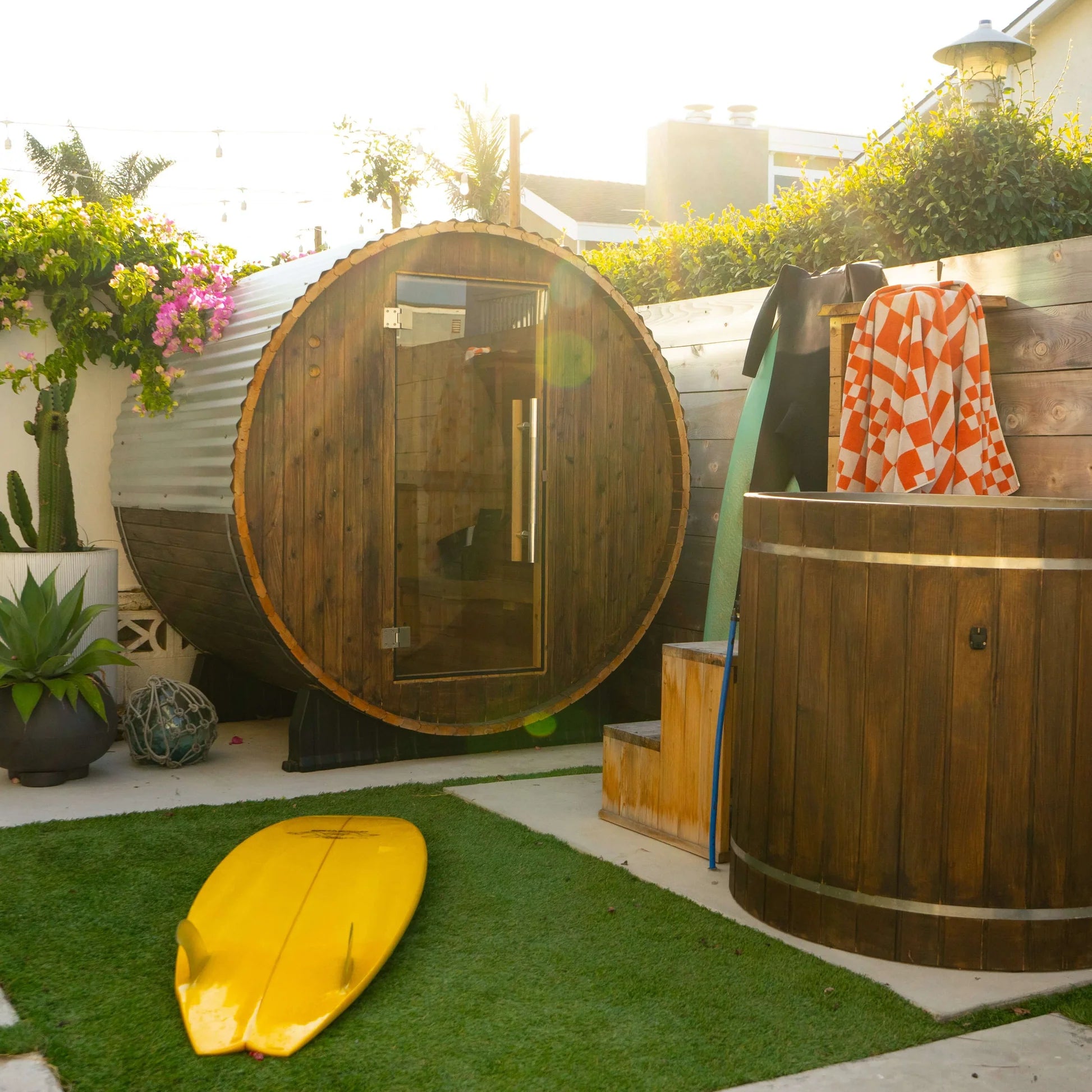 Watoga 2-4 Person Barrel Sauna in Rustic Cedar